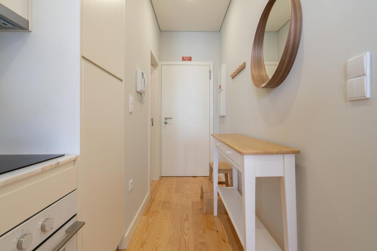 Host Wise - Enchanting Design Flat - Premium Location OOporto Exteriör bild
